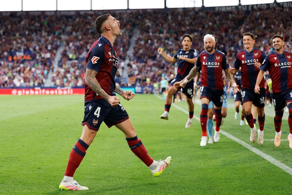 Última hora de los equipos de Primera en este martes 8 de julio. EFE
