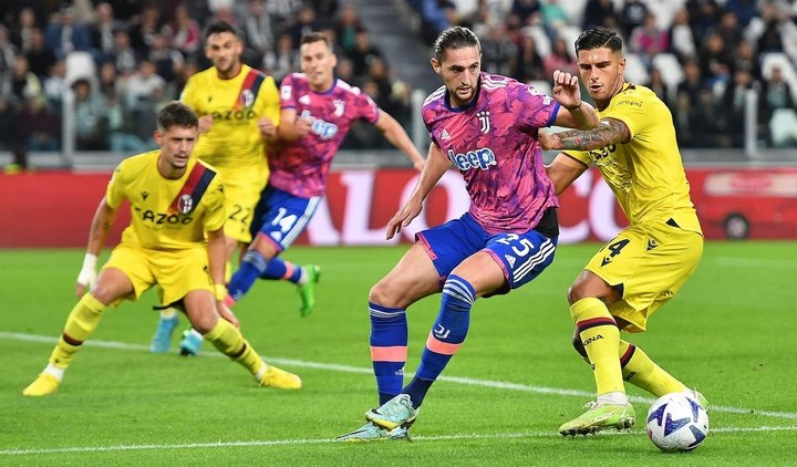 Juve want to renew Rabiot, who is not so sure