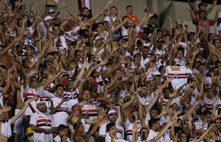 São Paulo vence Linense e encaminha vaga nas semifinais