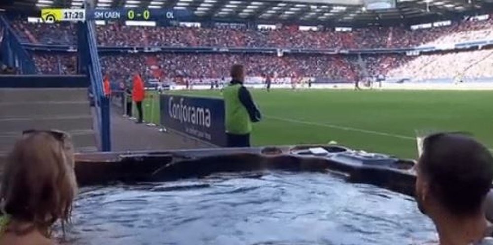 Los afortunados tuvieron una vista privilegiada del partido. Captura/BeinSports