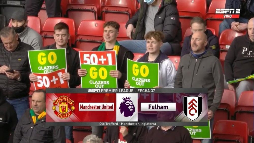 United fans returned to Old Trafford and made their thoughts known. Captura/ESPN2