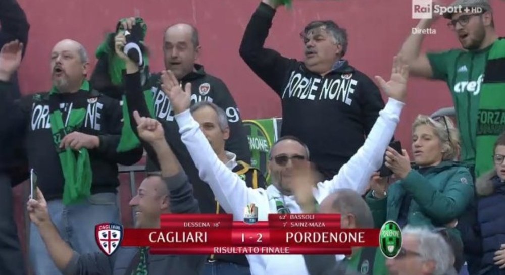 La afición del Pordenone se hizo notar en el campo del Cagliari. Captura/RaiSport