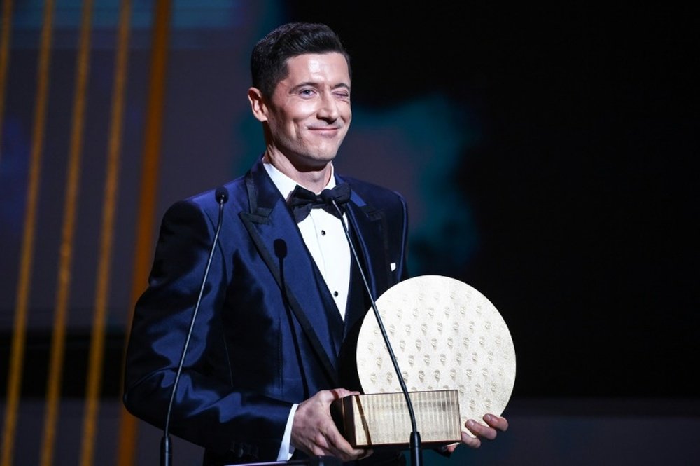 Lewandowski desiludido com a Bola de Ouro.AFP