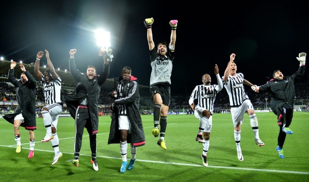 Juventus players celebrate at the end of the match against Fiorentina on April 24. BeSoccer