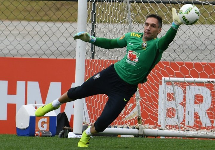 Palmeiras renovará a Fernando Prass