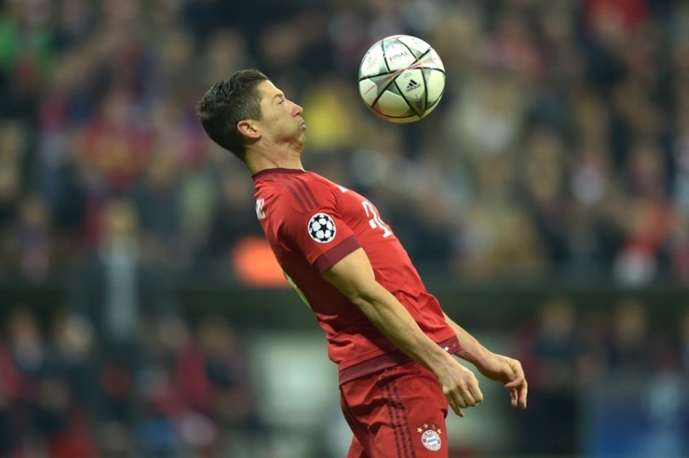 Polish striker Robert Lewandowski has great ball control. BeSoccer