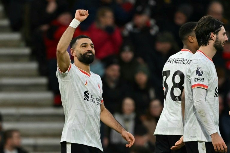 Liverpool pal Lovren says Salah 'closer to leaving than staying'