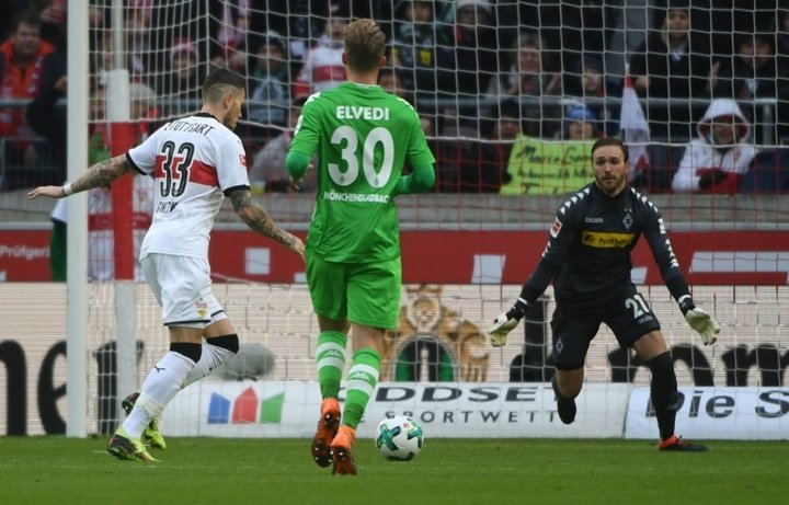Stuttgart hold on to secure first league win under Korkut