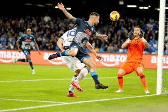 El Nápoles podrá contar con Politano y Di Lorenzo ante el Barça. AFP