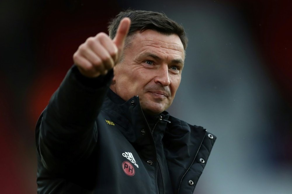 Heckingbottom confirmó el interés de Chelsea y Liverpool en Berger. AFP