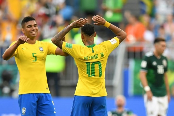 Casemiro scherza sul futuro di Neymar. AFP