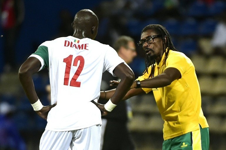 Cameroon favourites, insists coach of rivals Senegal