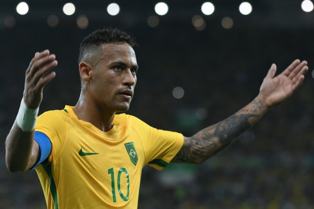 Neymar estará casi un tercio del año sin jugar con el conjunto blaugrana. AFP