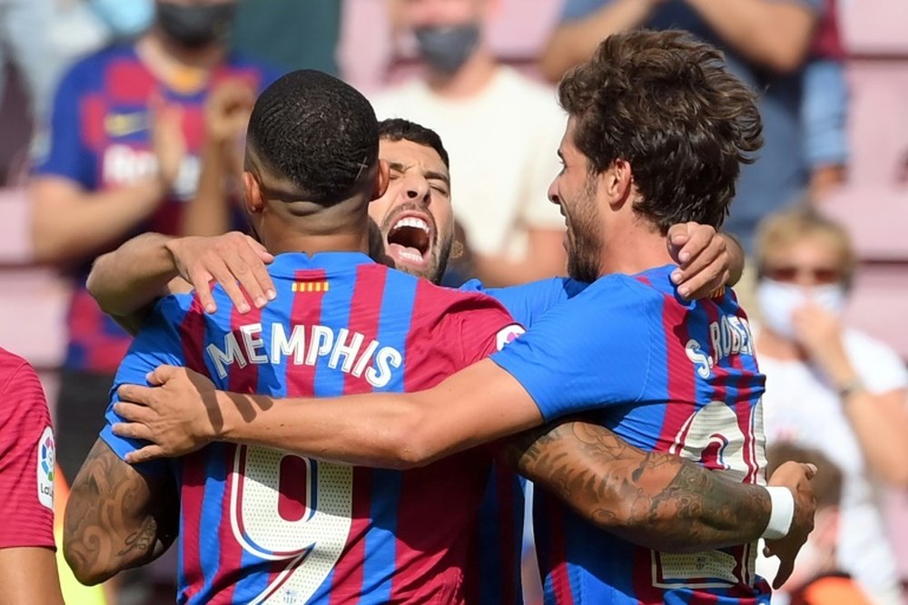 Memphis Depay got the winner as Barca beat Getafe 2-1. AFP