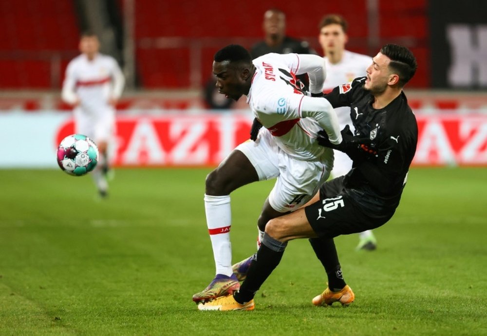 El jugador de moda reconcilia al Stuttgart con el triunfo. AFP