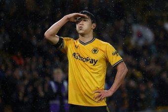Wolves rescued a draw in the FA Cup tie against Brentford thanks to Tommy Doyle's goal in a tough game in which they had 10 men from the 10th minute after Joao Gomes was sent off.