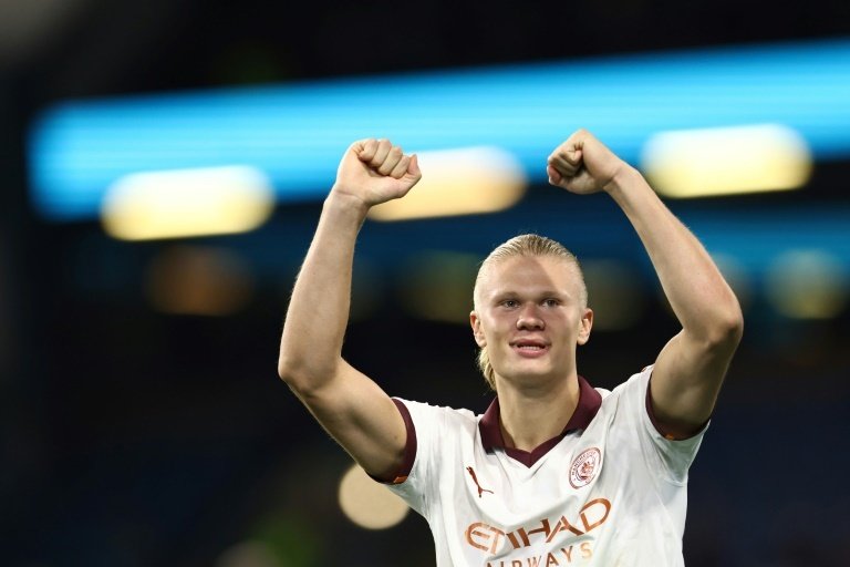 Haaland strikes twice as Man City cruise to opening win at Burnley