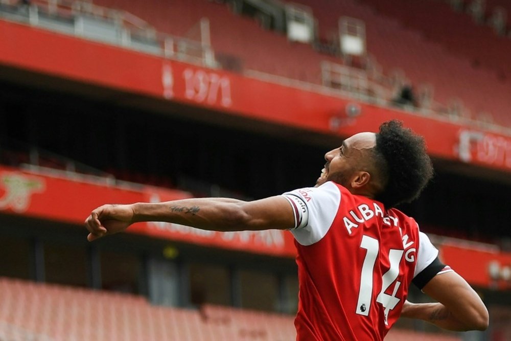 Arteta aseguró que Aubameyang se quiere quedar en el Arsenal. AFP