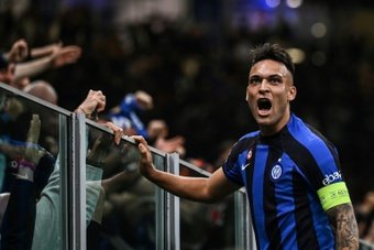 L'Inter prenderà parte alla prossima edizione della Champions League. I nerazzurri centrano la qualificazione a una giornata dalla fine del campionato superando la Dea per 3-2.