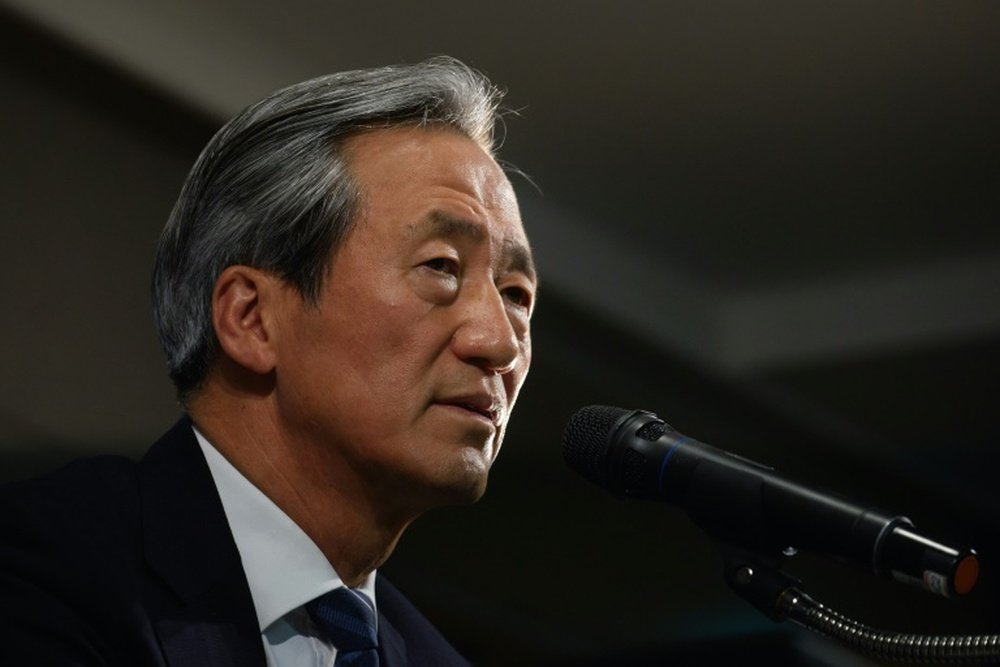 Former FIFA vice president Chung Mong-Joon speaks during a press conference in Seoul, on June 3, 2015