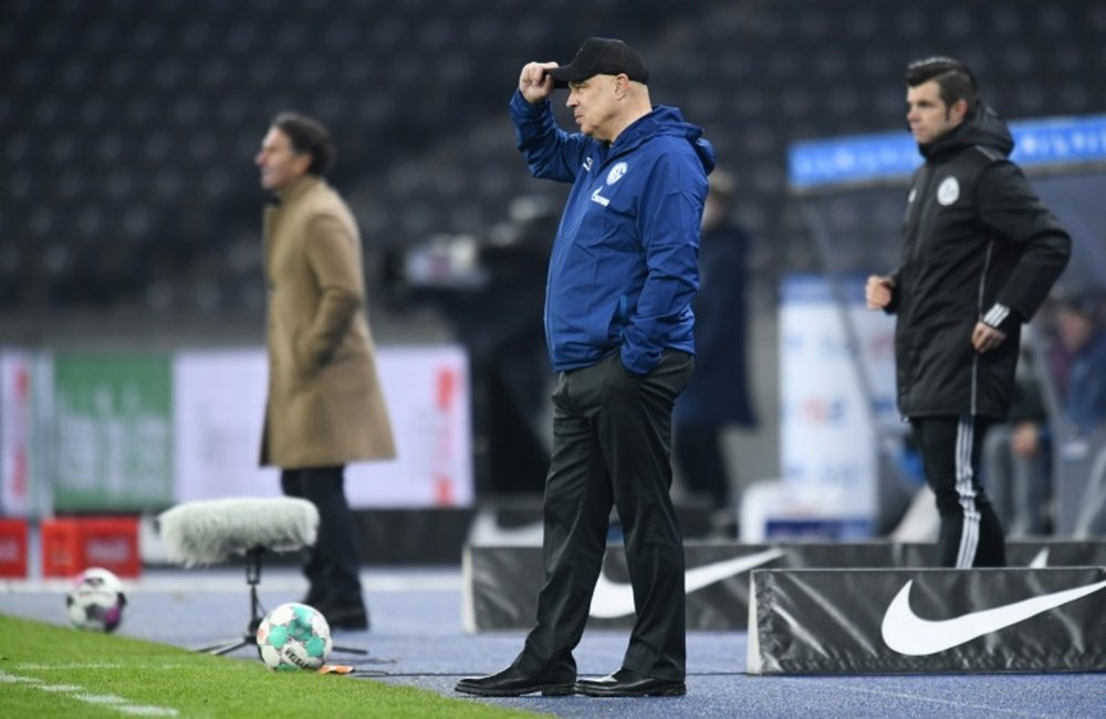 Schalke lose once again. AFP