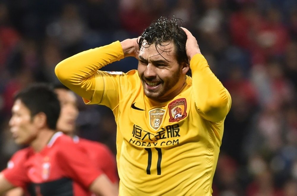 Guangzhou Evergrande forward Ricardo Goulart rues a missed opportunity. BeSoccer