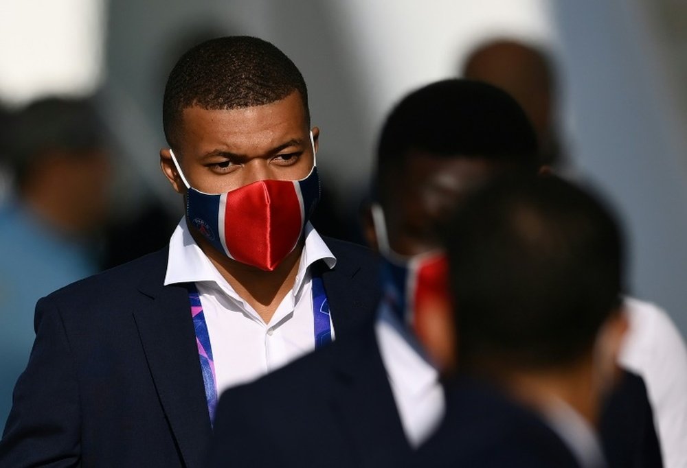 Mbappé reivindicó la 'liga de granjeros'. AFP