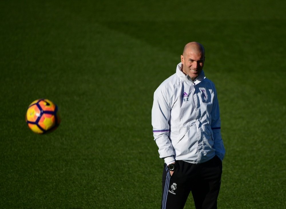Zidane conseguirá sumar una temporada completa ante el Málaga. AFP