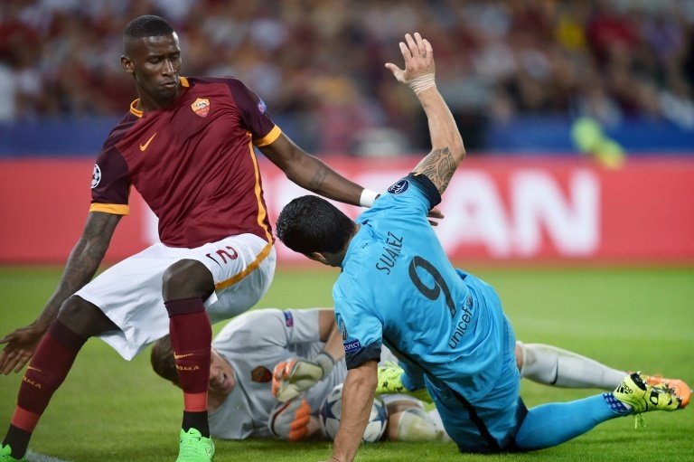 Roma blow as 'keeper Szczesny sidelined