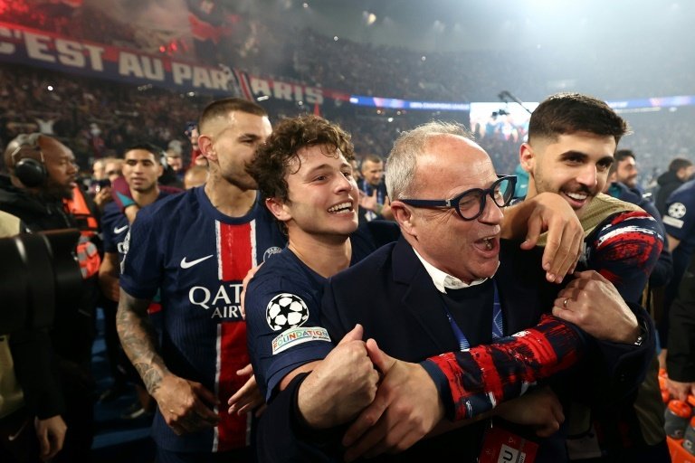 Luis Campos va prolonger au Paris Saint-Germain