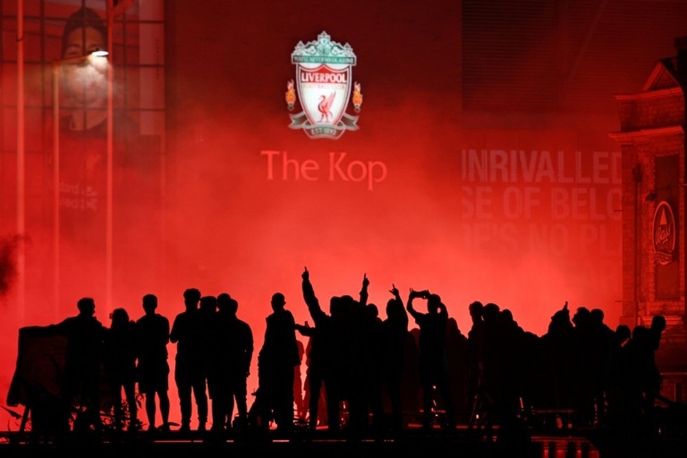 Liverpool présente son nouveau maillot pour la saison 2020-21. AFP