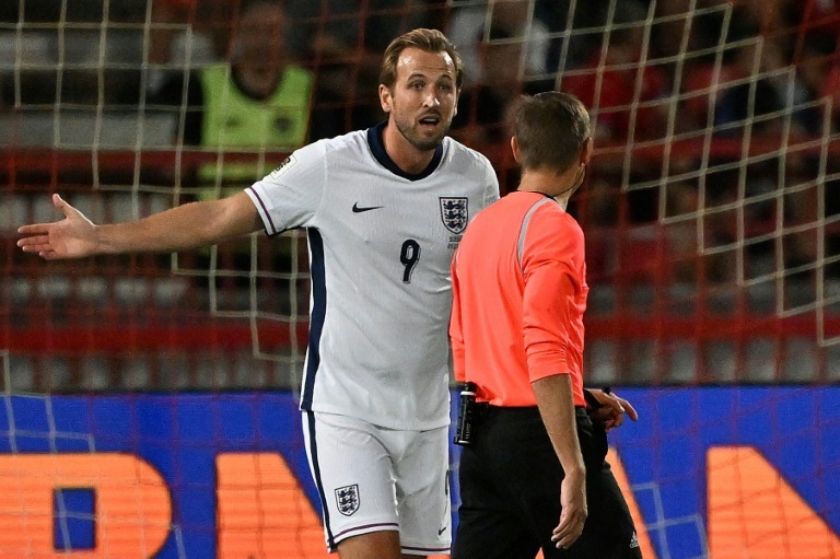 Kane misses England training, uncertainty over Wales friendly