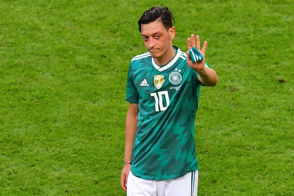 Özil não voltará a representar a Alemanha. AFP