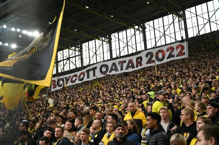 L'appel des supporters du Borussia Dortmund contre la Coupe du monde