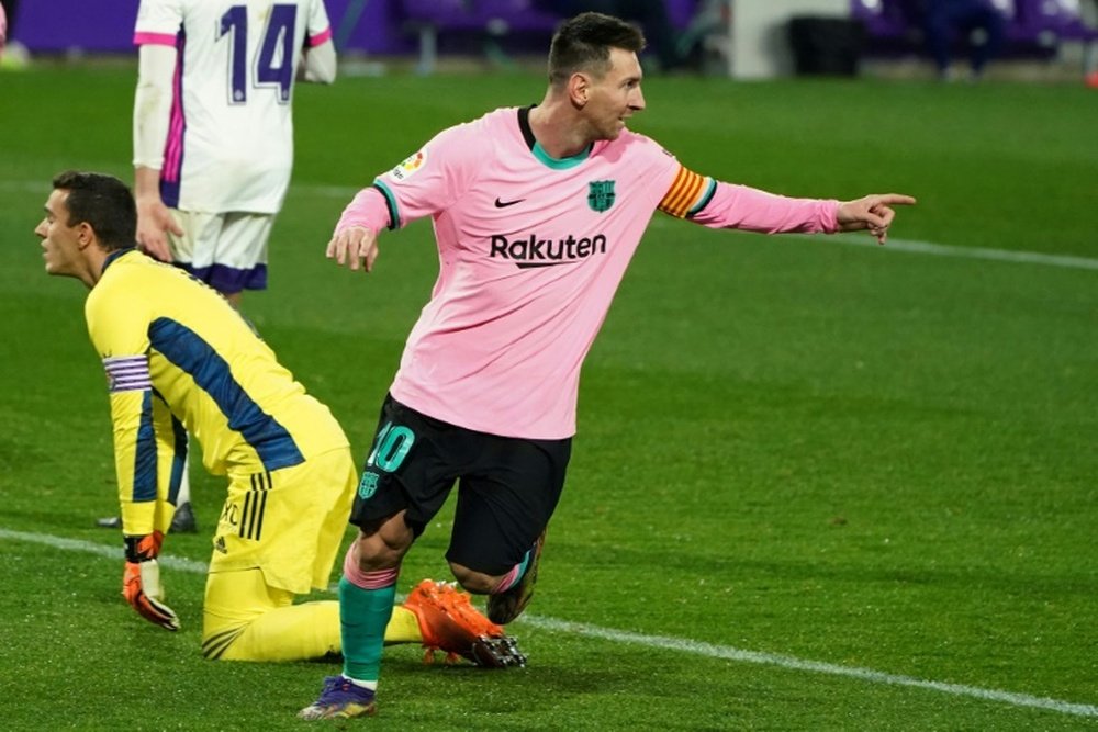 Veja as prováveis escalações de Real Sociedad e Barcelona. AFP