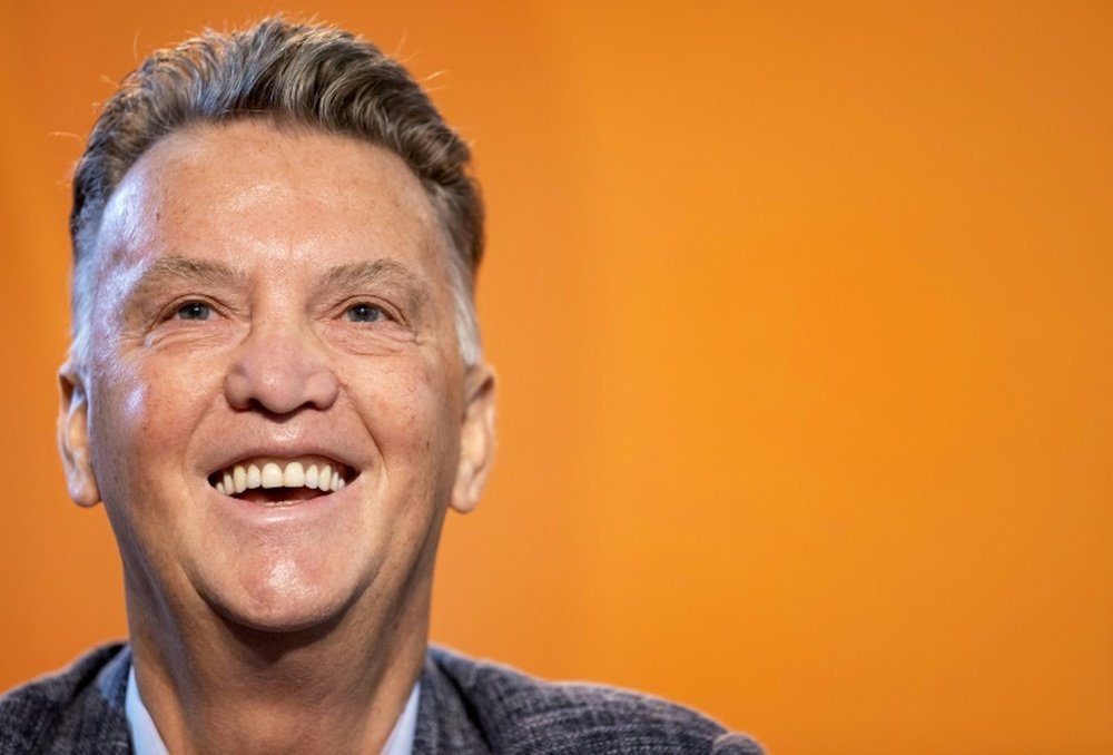 Van Gaal entrenará a un Segunda por un día... ¡y dirigirá al hijo de Koeman! AFP