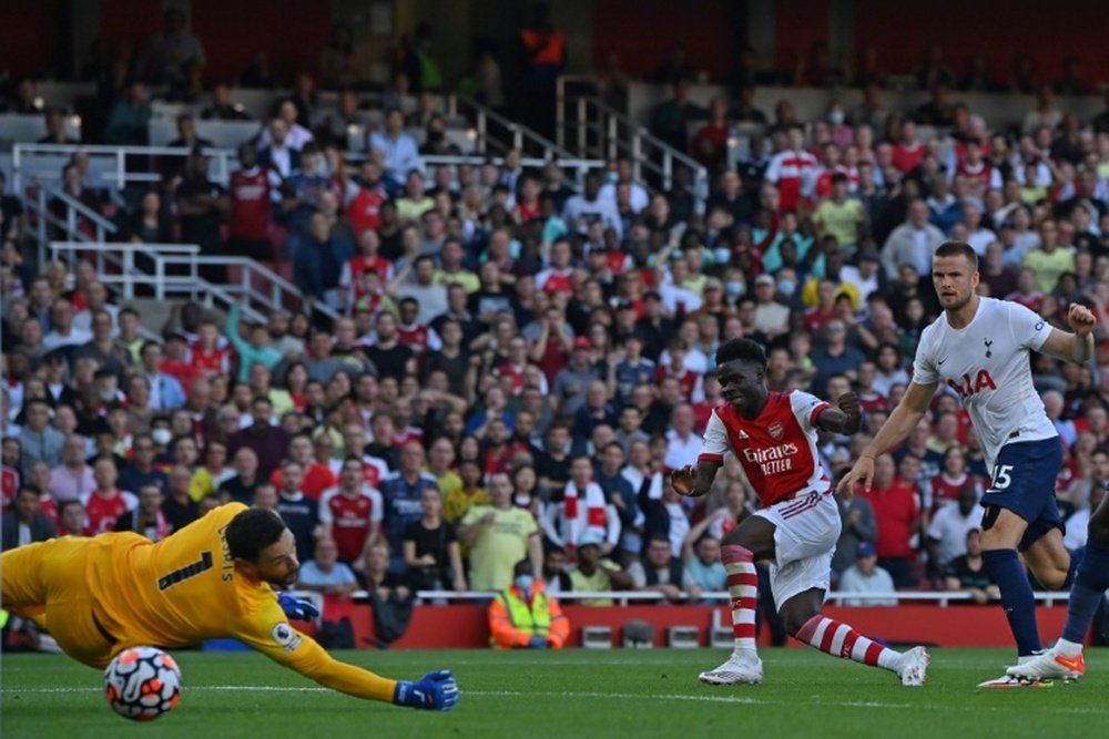 Arsenal atropela o Tottenham.AFP