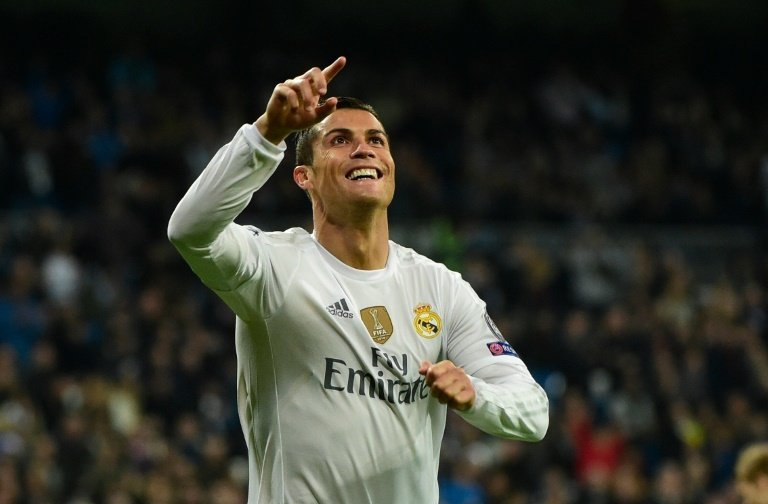 Give Benitez time, pleads record-breaker Ronaldo