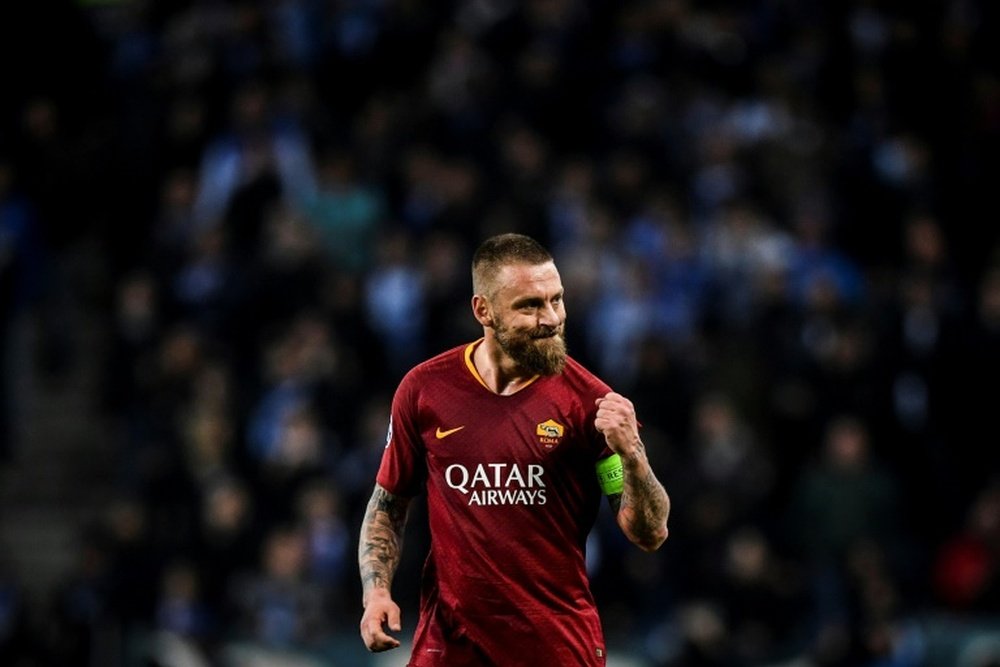 Daniele de Rossi pondrá fin a su etapa en la Roma tras 18 años en el club. AFP