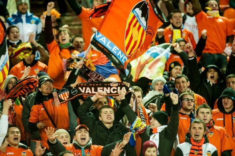Neville bags first win as Valencia cruise into Cup last 16