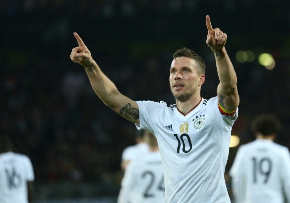 El gol de Podolski fue un tributo de lo que ha sido su carrera. AFP