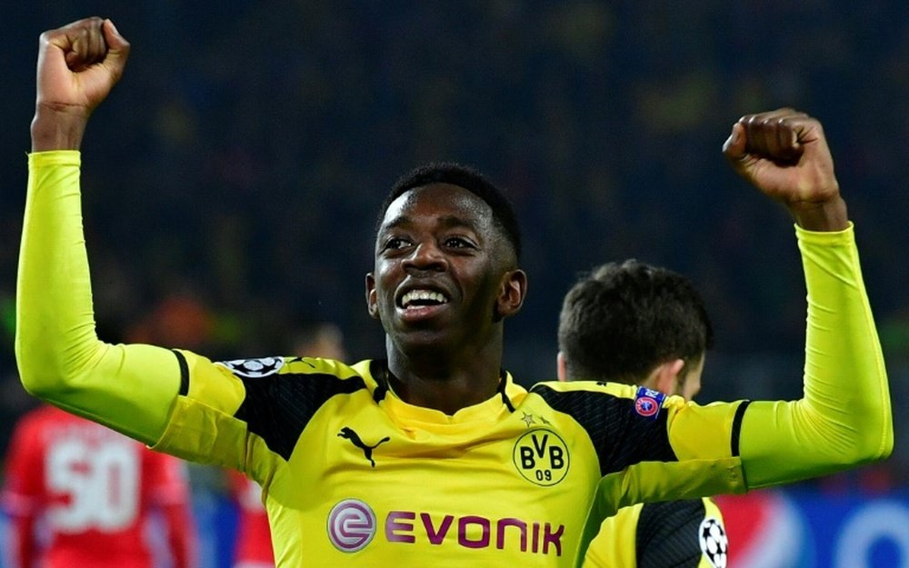Dembélé's injury affects Barça and Dortmund. AFP