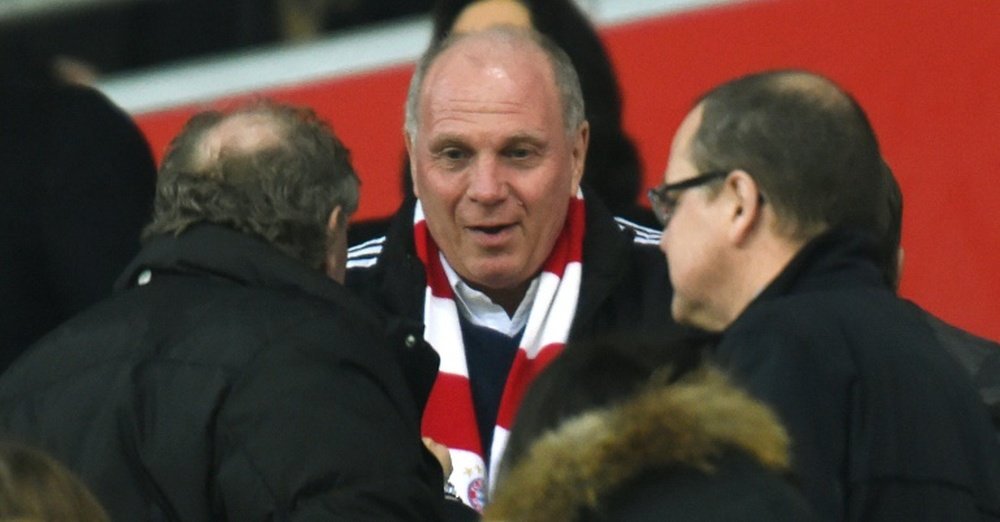 Former Bayern Munich President Uli Hoeness (C) arrives for the German first division Bundesliga football match of FC Bayern Munich v FSV Mainz 05 in Munich, southern Germany on March 2, 2016