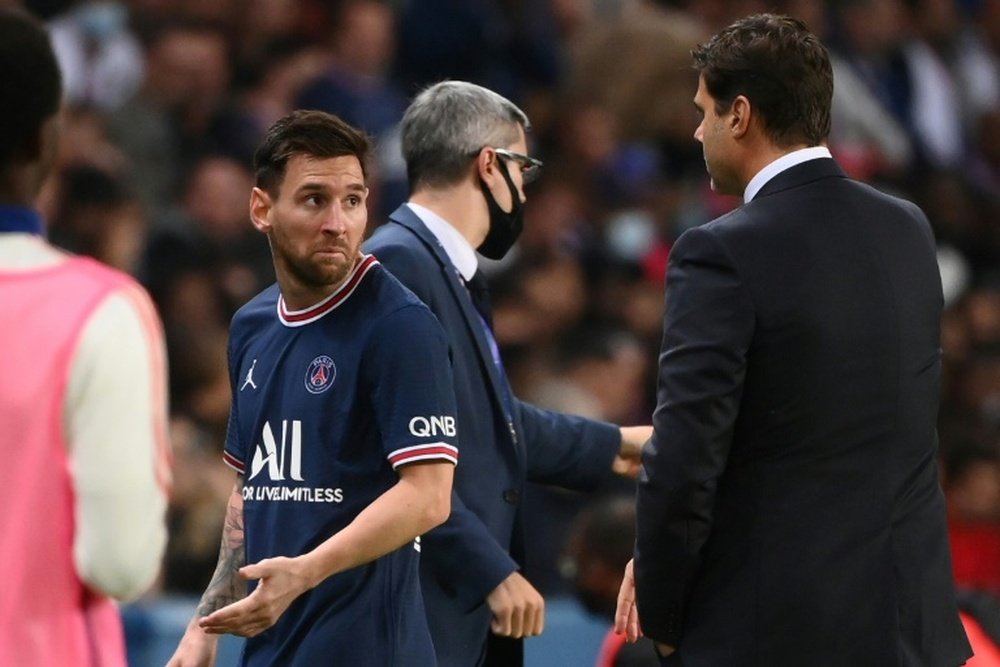 Messi boude Pochettino à sa sortie contre Lyon. AFP