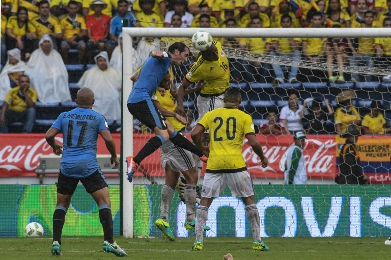 Mina rescues Colombia in Uruguay draw