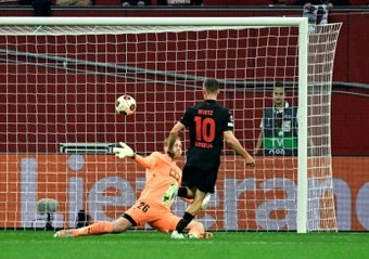 Bayer Leverkusen have beaten Hacken 4-0 in a Europa League group stage match while Roma have also taken all three points against Sheriff in European competition.