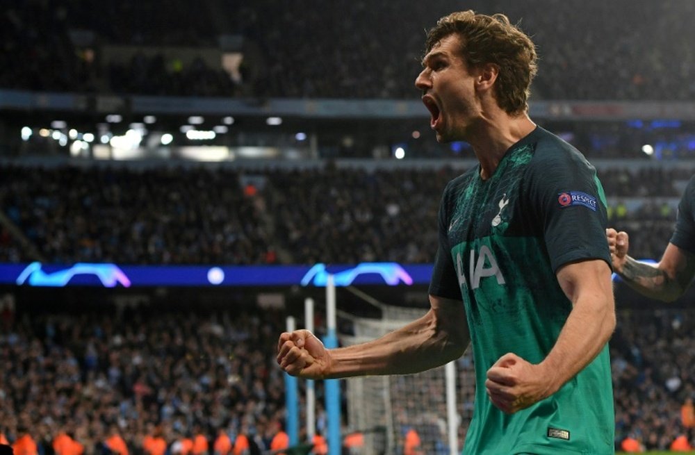 Llorente acaba contrato. AFP