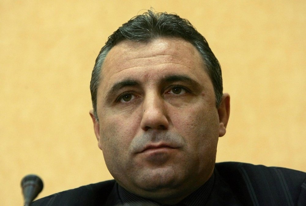 Stoichkov não renovaria com Dembélé.AFP