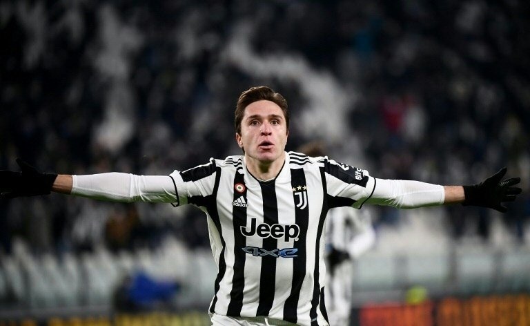 Man Utd turn a blind eye to Juventus and swoop for Chiesa