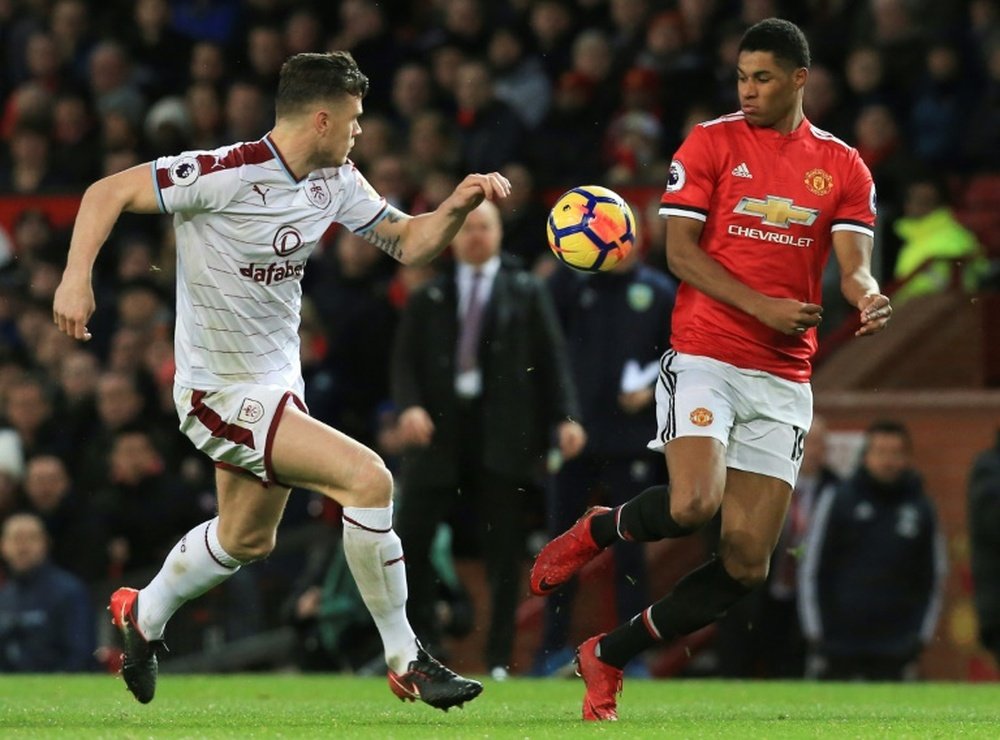 Rashford foi um dos que teve uma das várias situações de gol para os da casa. AFP